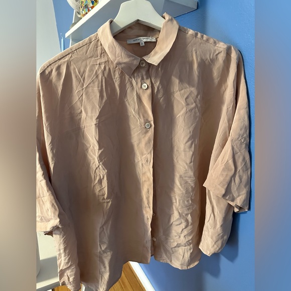 Soft drape crepe blouse for a pretty vintage resort style. 100% silk - Picture 2 of 3